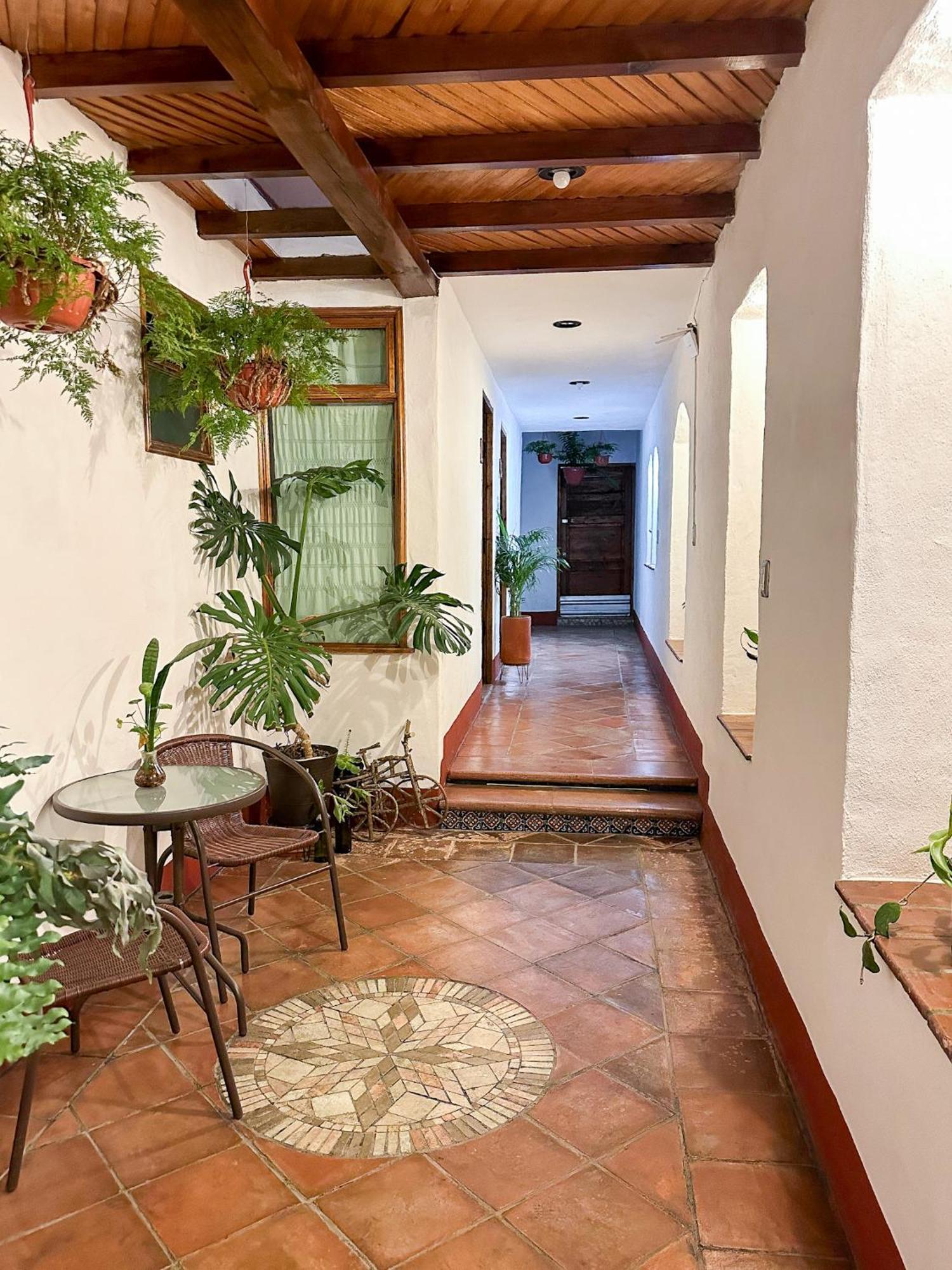 Posada El Palomar Patzcuaro Bagian luar foto