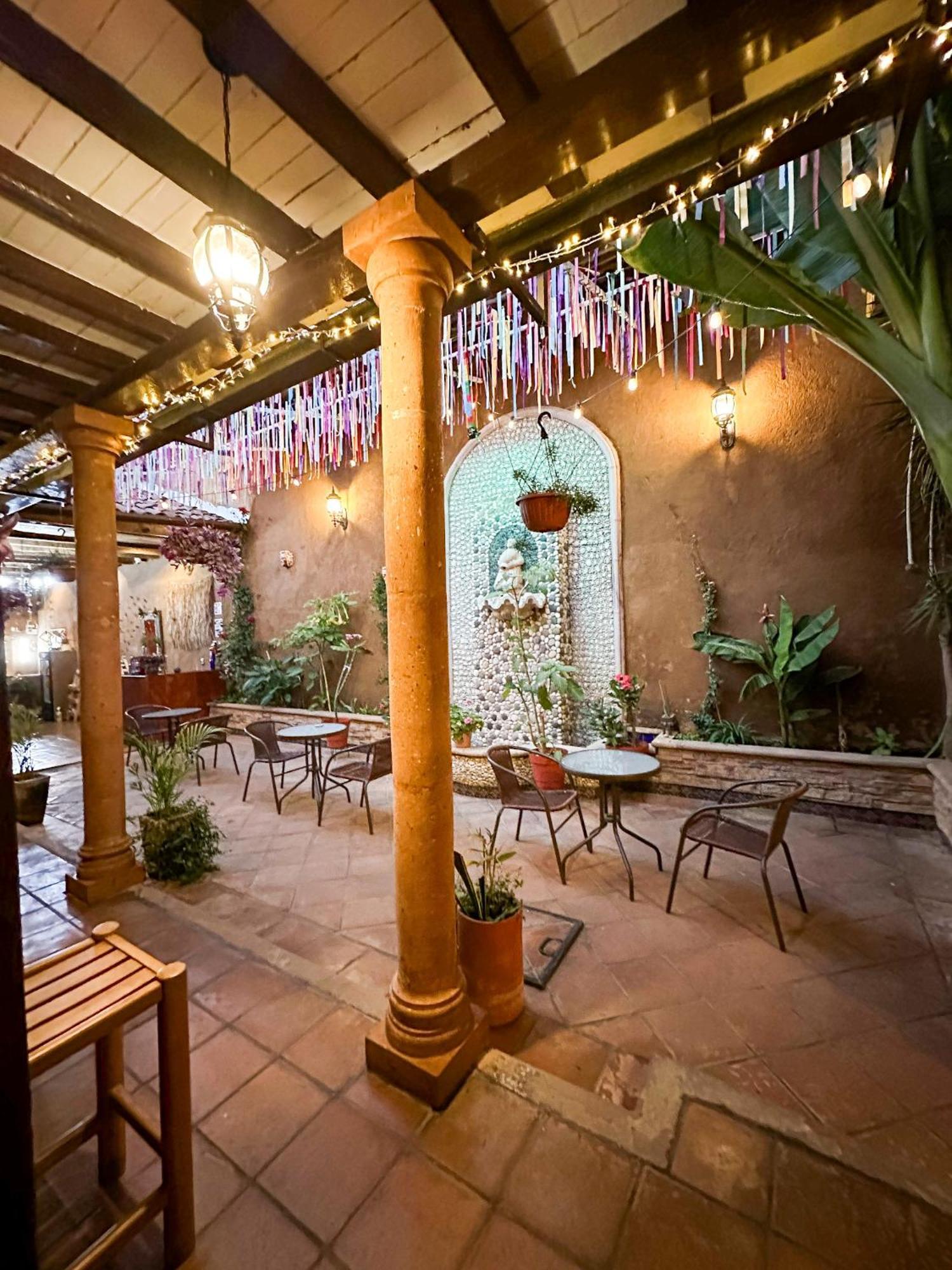 Posada El Palomar Patzcuaro Bagian luar foto