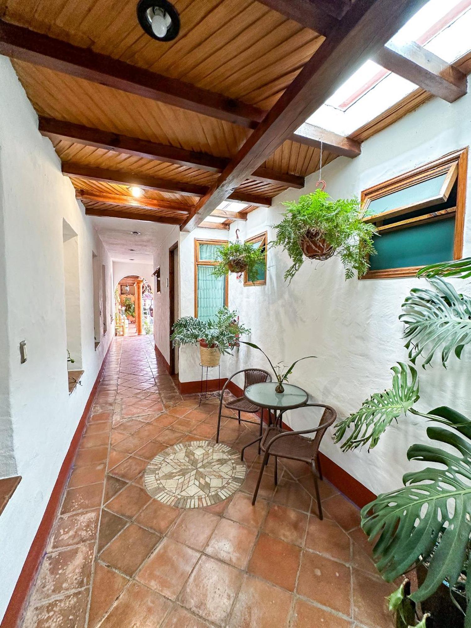 Posada El Palomar Patzcuaro Bagian luar foto